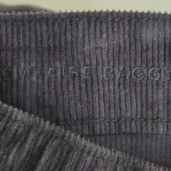 American Eagle Low Rise Wide Leg Dark Gray Corduroy Pants 2024 Size 8 - Picture 8 of 13